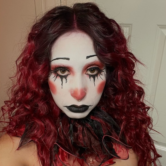 Meet your Posher, Veronica - Picture 1 of 1